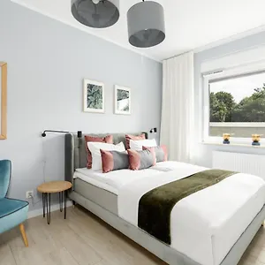 With Garden Wolkowyska By Renters Apartament